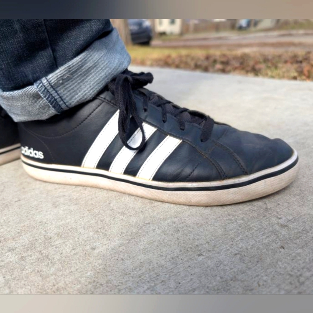 Adidas Men's Black and White Sneakers